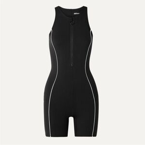All Access Turner Zip-Front
Stretch Bodysuit Black | Size Medium | Pilates